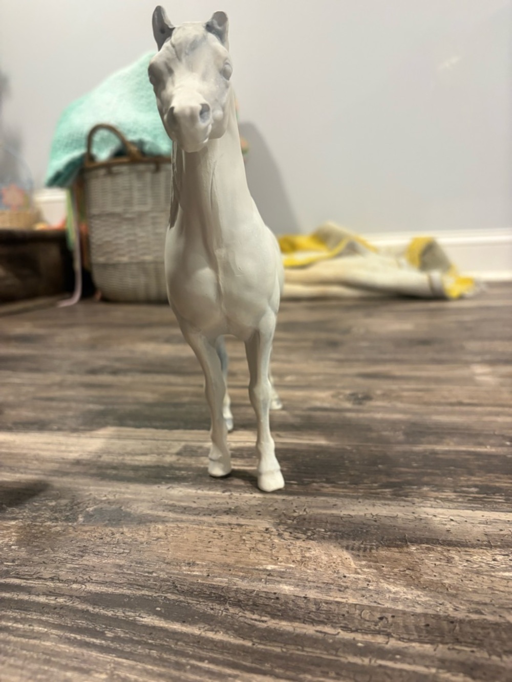 Breyer Traditional Body for Customization - Picture 4 of 6